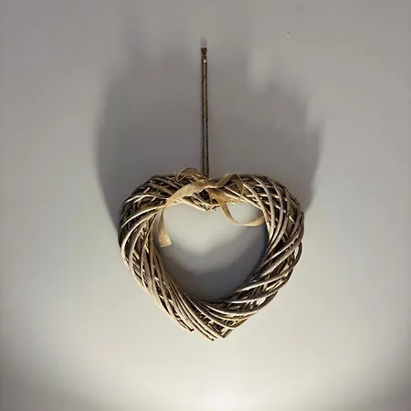 Boru Walk Townhouse -stylish & Modern Semesterbostad Killaloe