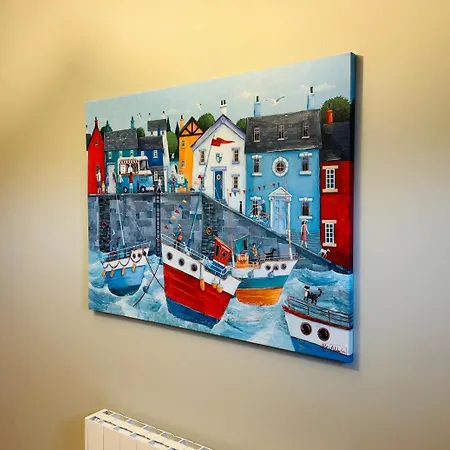 Boru Walk Townhouse -stylish & Modern *