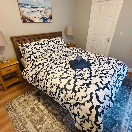 Boru Walk Townhouse -stylish & Modern *