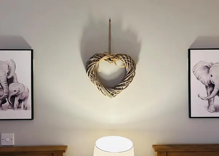 Boru Walk Townhouse -stylish & Modern *