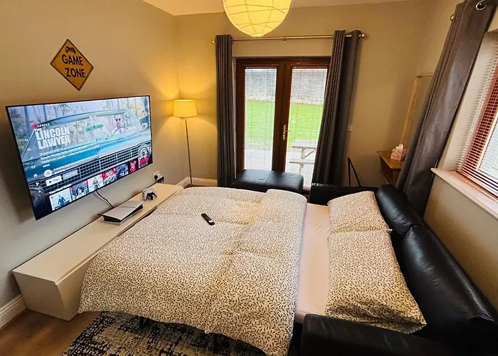 Prázdninový dům Boru Walk Townhouse -stylish & Modern Killaloe