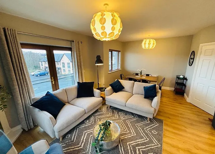 Boru Walk Townhouse -stylish & Modern Killaloe