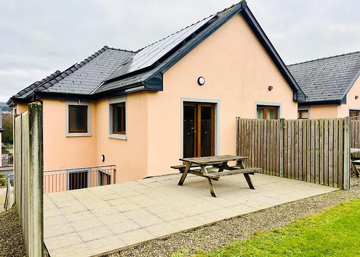 Boru Walk Townhouse -stylish & Modern *