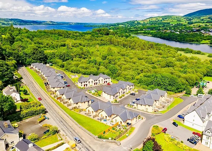 Boru Walk Townhouse -stylish & Modern Killaloe